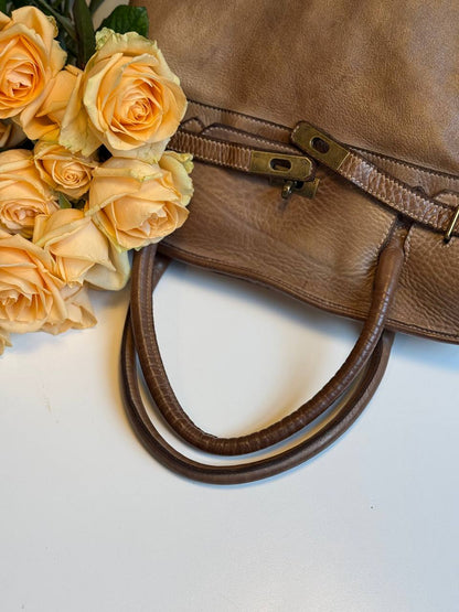 Walnuts washed leather bag with handmade finished color