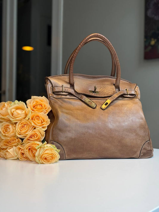 Walnuts washed leather bag with handmade finished color