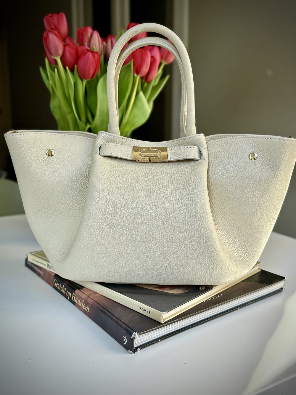 Beige grained leather bag