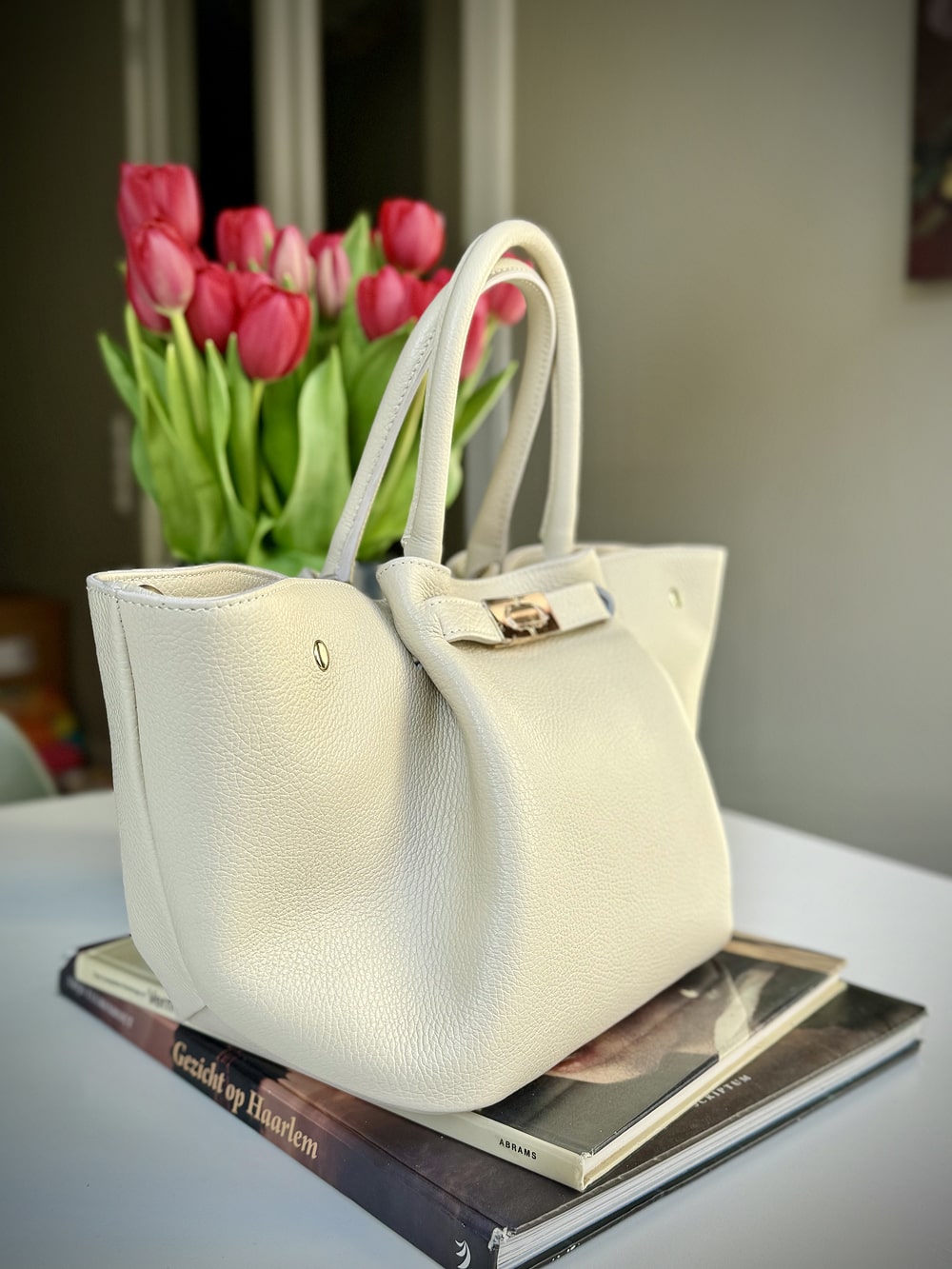 Beige grained leather bag