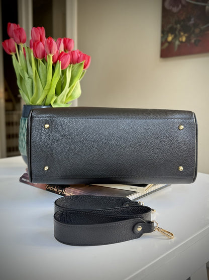 Black grained leather frame bag
